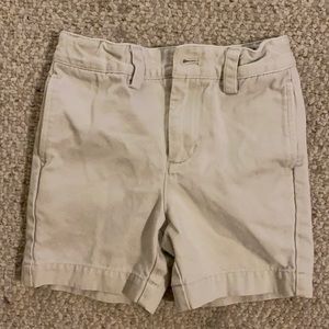 Khaki Vineyard Vines shorts